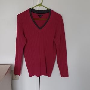 Tommy Hilfiger Pink V-Neck Sweater SizeLarge